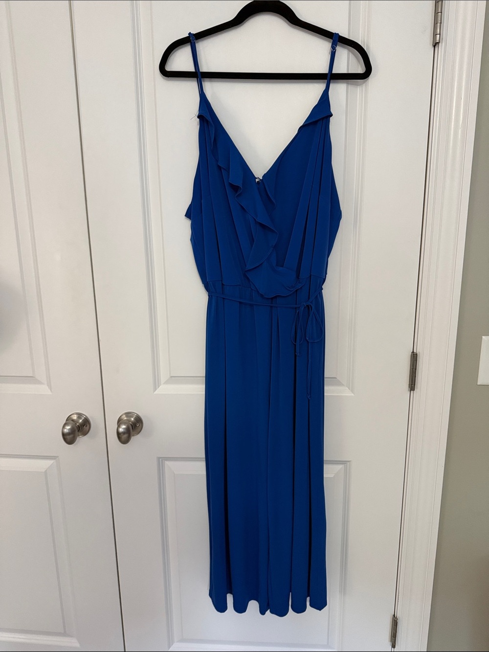 Sleeveless Ruffled V-Neck Blue Jumpsuit